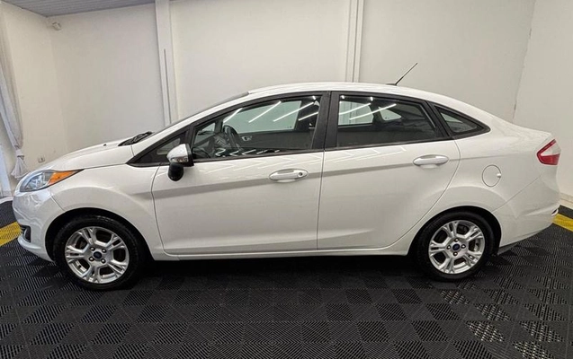 imagem-https://www.socarrao.com.br/sc-vehicle-images-prod/1602162/1786830951741-7965210_8_B_88f8923226.jpeg
