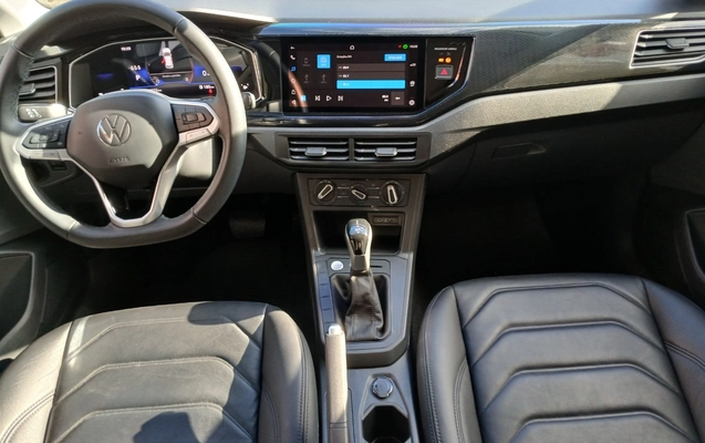 imagem-https://www.socarrao.com.br/sc-vehicle-images-prod/1603173/1779301851544-MTc3OTMwMTM5MDUyNTYwMTU0NjkwMTkzNzY4ODAzMzcuanBn.jpg