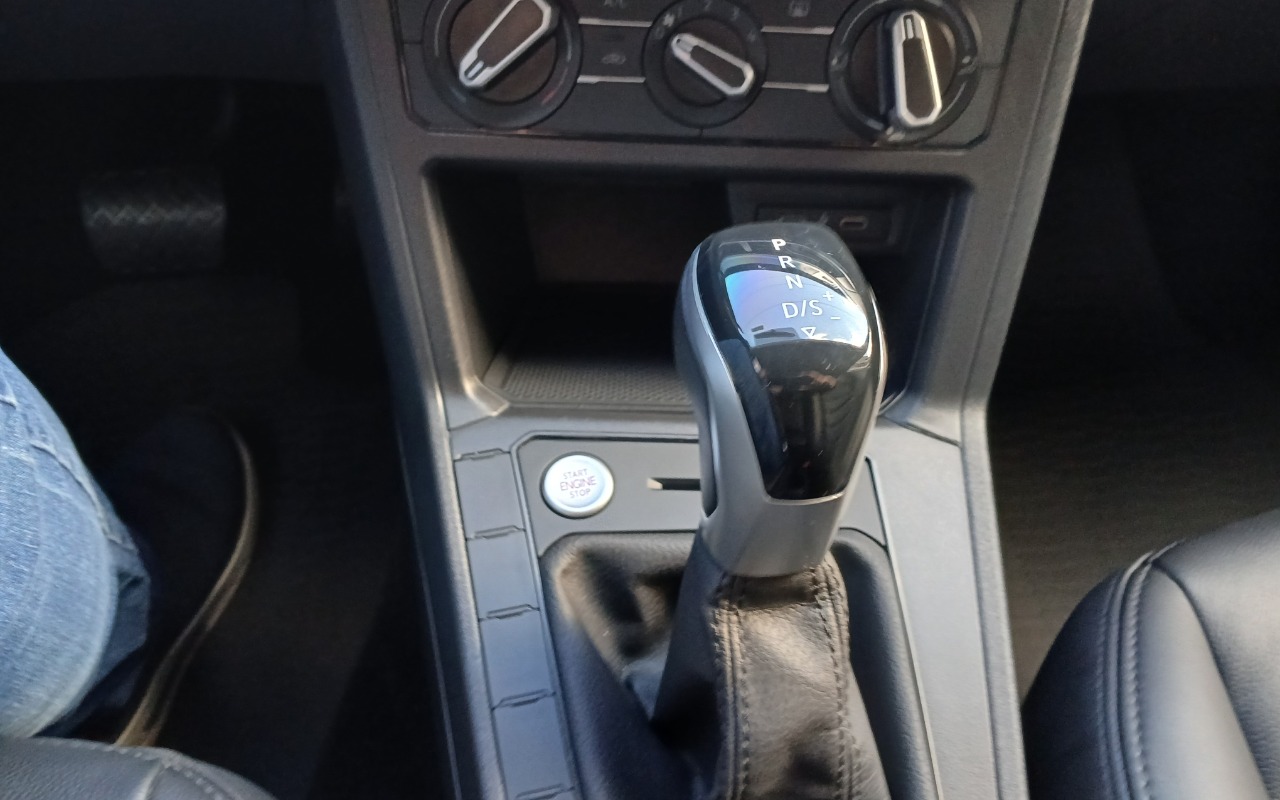 imagem-https://www.socarrao.com.br/sc-vehicle-images-prod/1603173/1779301851905-MTc3OTMwMTQ1NzM5MTI4MzQxMjQxMzA1MjkxMDMzODUuanBn.jpg
