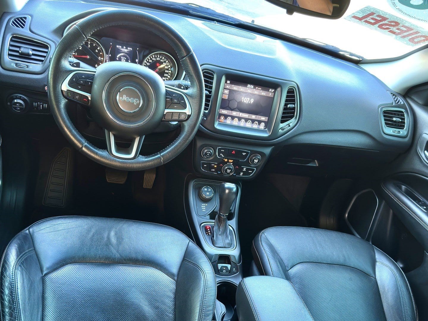 imagem-https://www.socarrao.com.br/sc-vehicle-images-prod/16036/1769988033126-7169218OR_1765990495_44_960.jpg
