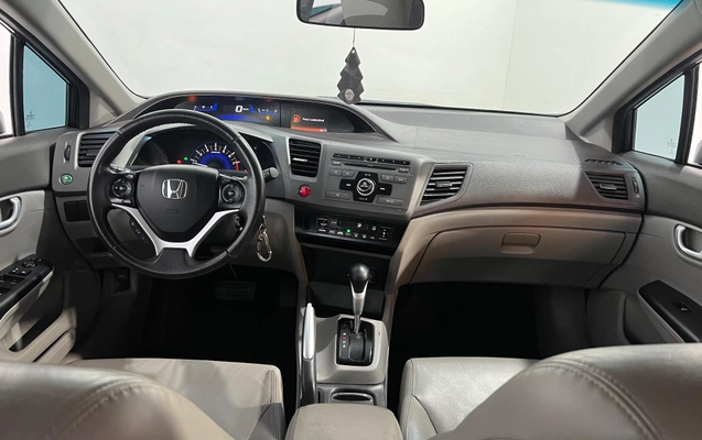 imagem-https://www.socarrao.com.br/sc-vehicle-images-prod/1603774/1779739205216-d58d3c737ad54455802e10377cf58208_1779302885027.jpeg