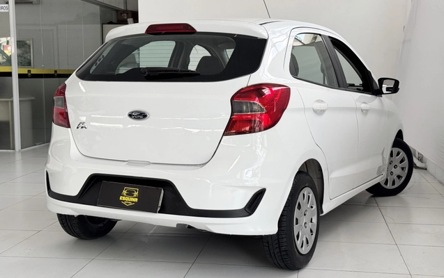 imagem-https://www.socarrao.com.br/sc-vehicle-images-prod/1604021/1779303437850-00249609b4b84383bfdda3b36d5dcf0e_1762281093616.jpg