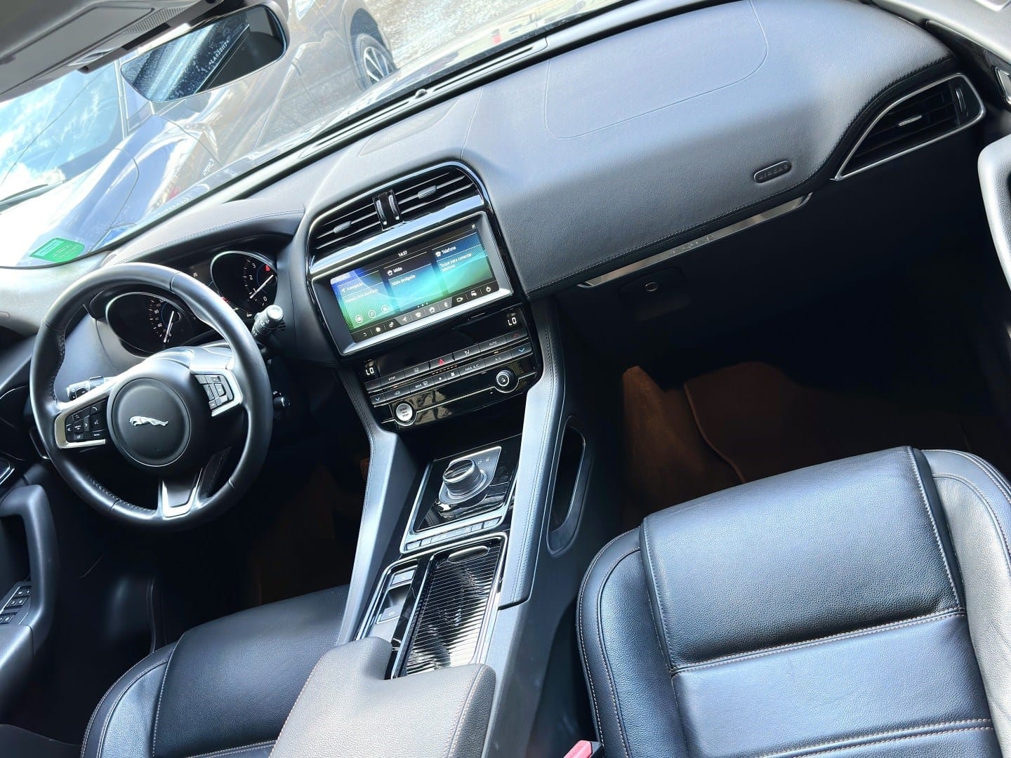 imagem-https://www.socarrao.com.br/sc-vehicle-images-prod/16043/1769988034660-7193726OR_1767124739_87_500.jpg