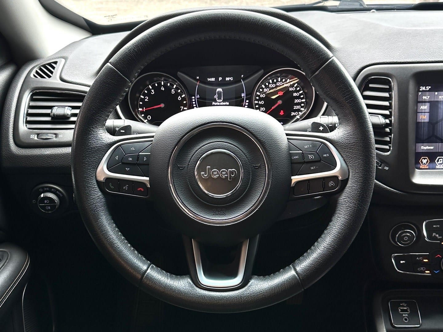 imagem-https://www.socarrao.com.br/sc-vehicle-images-prod/16044/1769988034882-7201938OR_1767622429_79_380.jpg