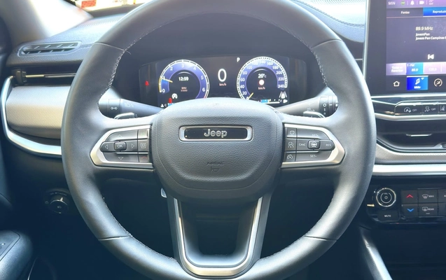 imagem-https://www.socarrao.com.br/sc-vehicle-images-prod/16047/1769988035600-7207877OR_1767814133_62_510.jpg