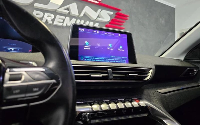 imagem-https://www.socarrao.com.br/sc-vehicle-images-prod/1605422/1785587760164-8021076_0_B_decb944d19.jpeg