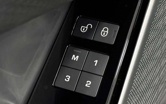 imagem-https://www.socarrao.com.br/sc-vehicle-images-prod/1605846/1789136840009-8107220_8_B_48a5bbe511.jpeg