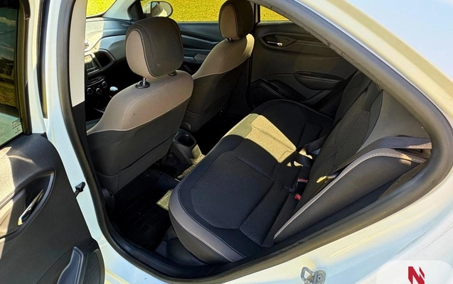 imagem-https://www.socarrao.com.br/sc-vehicle-images-prod/1606075/1779306910377-a612b180cbac4719a08424a867f64dbb_1769599778834.jpg