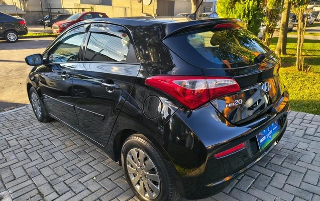 imagem-https://www.socarrao.com.br/sc-vehicle-images-prod/1606079/1784924632757-8107295_14_B_7035dd3785.jpeg