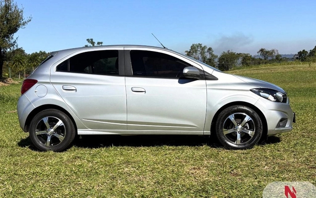 imagem-https://www.socarrao.com.br/sc-vehicle-images-prod/1606081/1779306946994-108cf6582a6e4b65ad6246b4b0af5b40_1778844647996.jpg