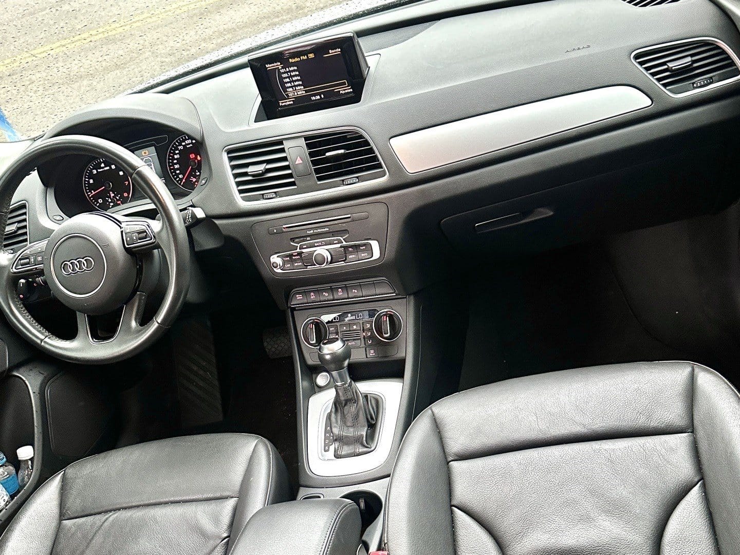 imagem-https://www.socarrao.com.br/sc-vehicle-images-prod/16062/1769988039035-7228778OR_1768558916_49_590.jpg