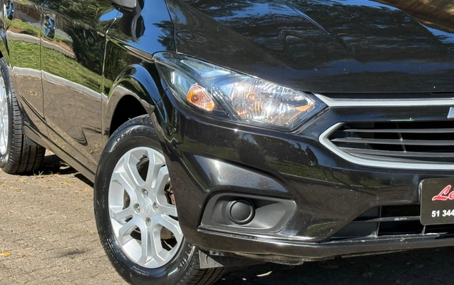 imagem-https://www.socarrao.com.br/sc-vehicle-images-prod/1606512/1779307520856-jrpejSx11prpqiY1ixn04SfgzanM4GlD.jpg