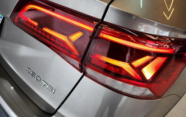 imagem-https://www.socarrao.com.br/sc-vehicle-images-prod/1606777/1784035291585-8100457_15_B_4f0910c75d.jpeg