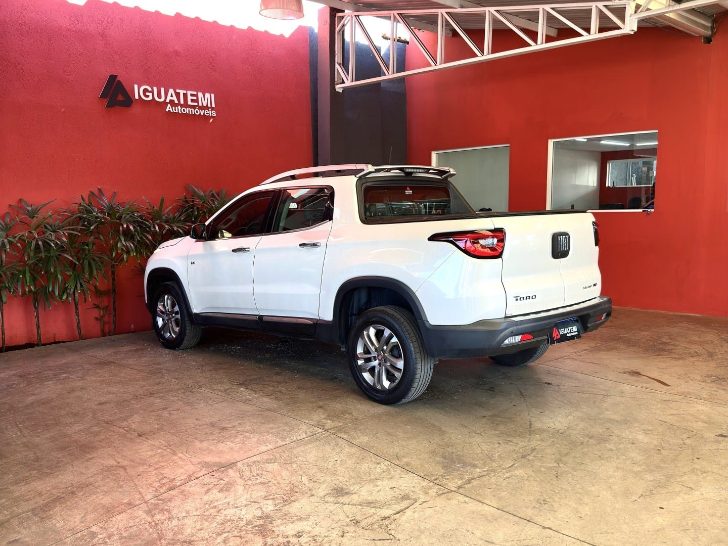 imagem-https://www.socarrao.com.br/sc-vehicle-images-prod/16071/1769988041053-7228806OR_1768562305_13_500.jpg