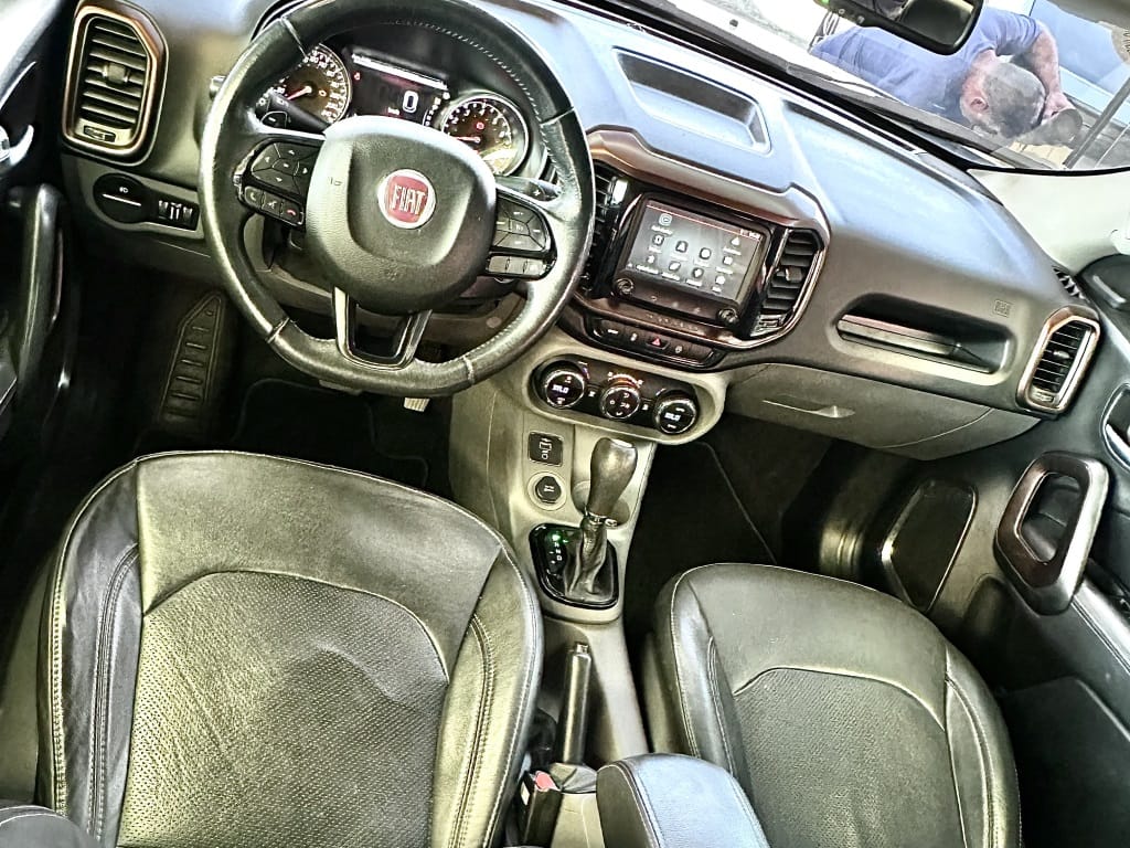 imagem-https://www.socarrao.com.br/sc-vehicle-images-prod/16071/1769988041054-7228806OR_1768562305_97_150.jpg