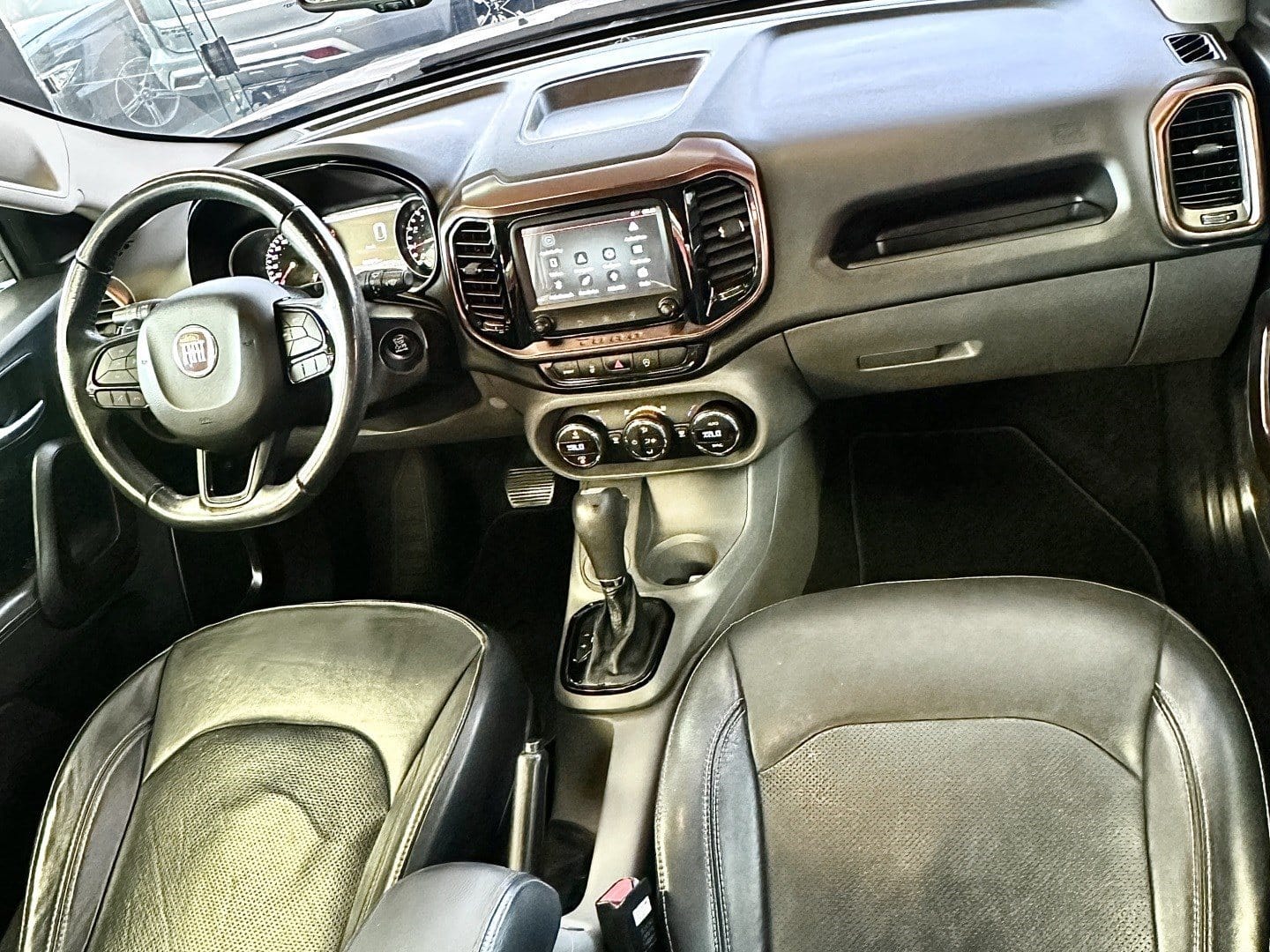 imagem-https://www.socarrao.com.br/sc-vehicle-images-prod/16071/1769988041054-7228806OR_1768562306_81_70.jpg