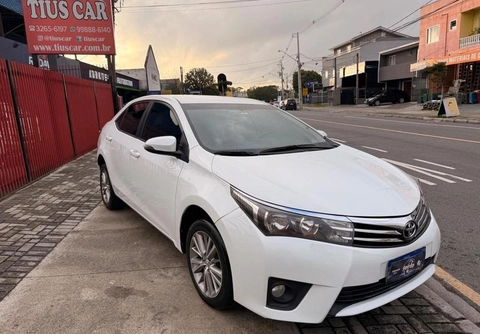 Toyota Corolla 2015 Branco — foto 1 de 3