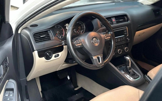 imagem-https://www.socarrao.com.br/sc-vehicle-images-prod/1610029/1787160828577-gb-a1fcd9c.jpeg