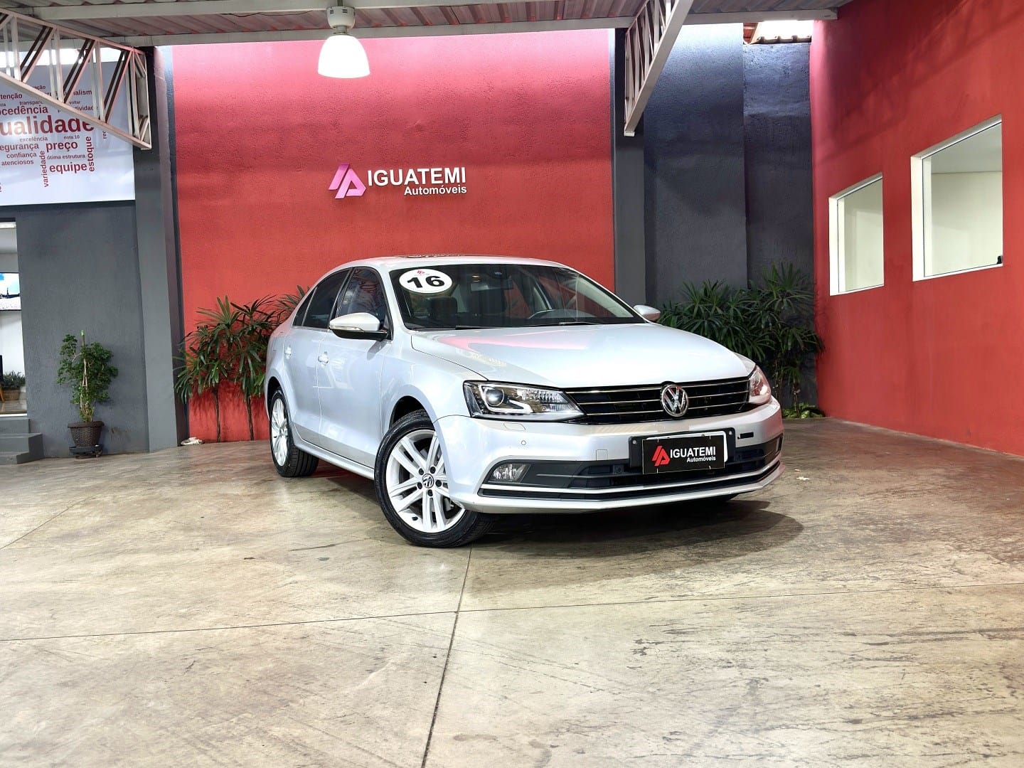imagem-https://www.socarrao.com.br/sc-vehicle-images-prod/16102/1769988047952-7240934OR_1769102187_74_20.jpg