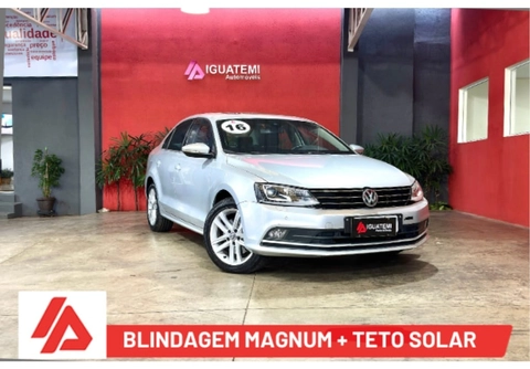 Volkswagen Jetta 2016 Cinza — foto 1 de 3