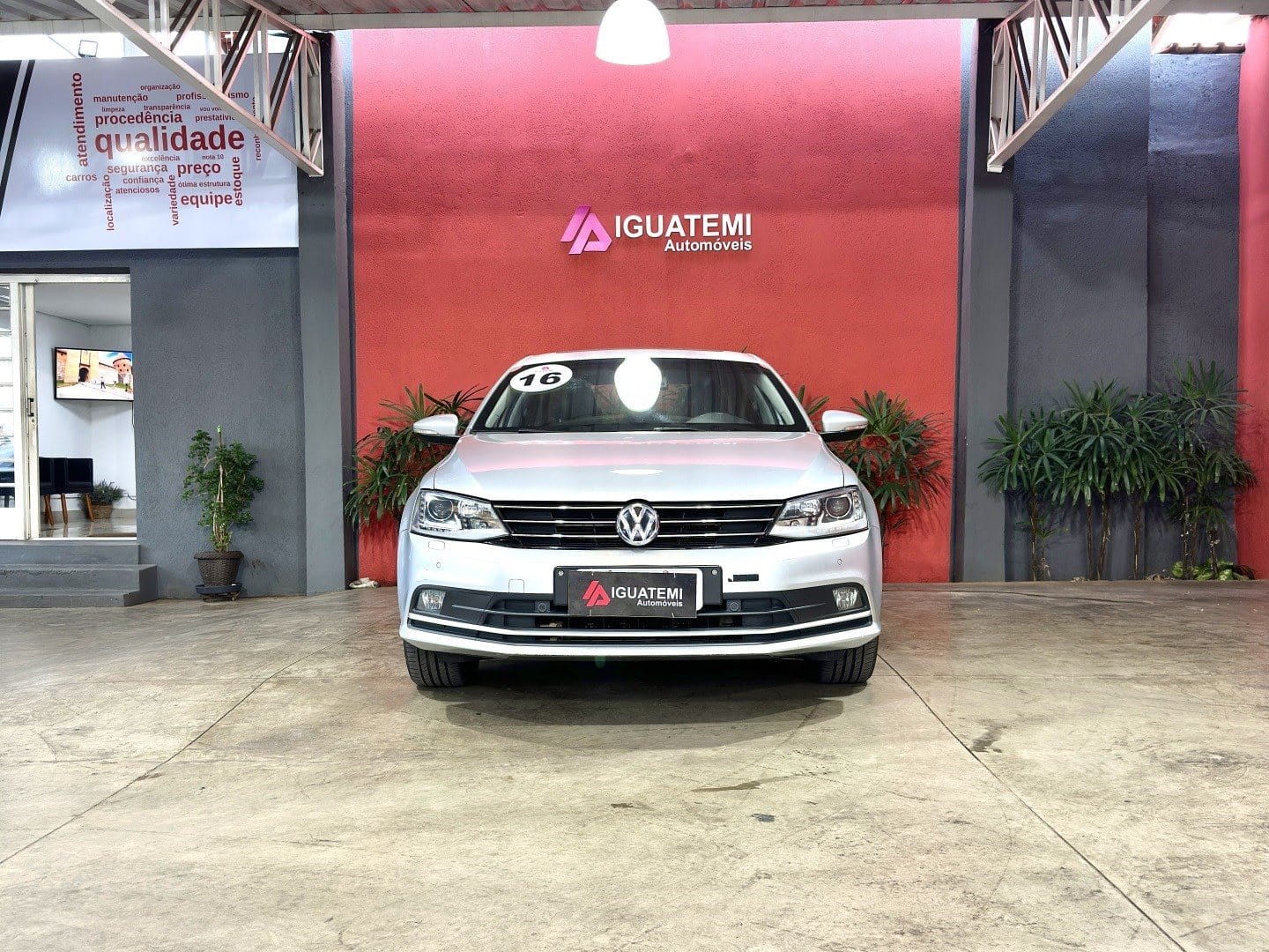 imagem-https://www.socarrao.com.br/sc-vehicle-images-prod/16102/1769988047952-7240934OR_1769102188_5_390.jpg