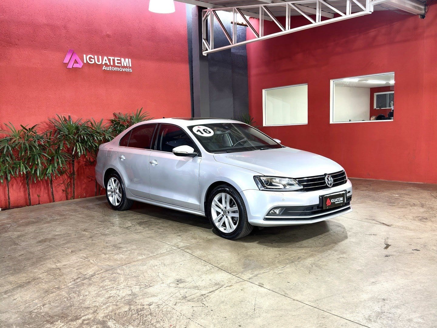 imagem-https://www.socarrao.com.br/sc-vehicle-images-prod/16102/1769988047952-7240934OR_1769102188_85_610.jpg