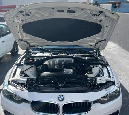 imagem-https://www.socarrao.com.br/sc-vehicle-images-prod/1612136/1789423001048-8107979_3_B_20b841b6bd.jpeg