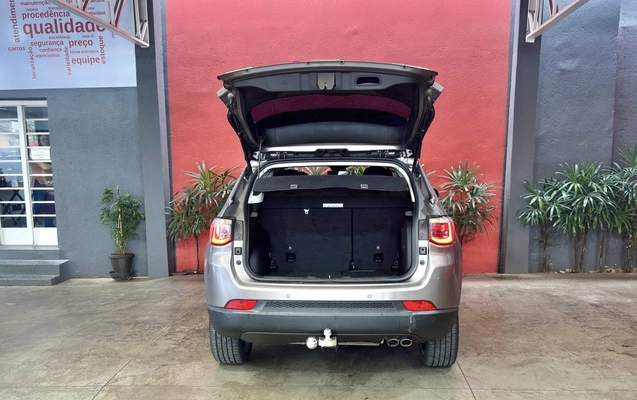 imagem-https://www.socarrao.com.br/sc-vehicle-images-prod/16132/1769988054723-7252330OR_1769527777_85_690.jpg