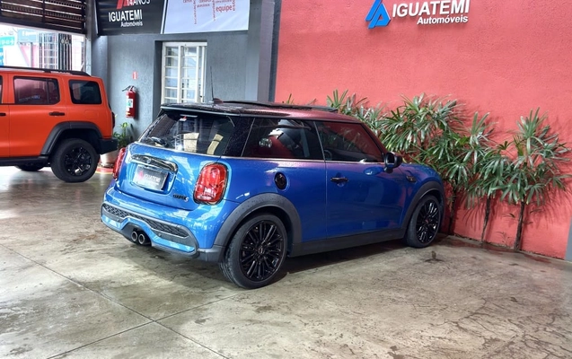 imagem-https://www.socarrao.com.br/sc-vehicle-images-prod/16147/1769988058005-7257303OR_1769695276_87_850.jpg