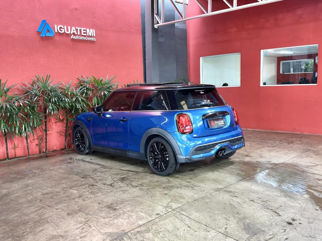 imagem-https://www.socarrao.com.br/sc-vehicle-images-prod/16147/1769988058005-7257303OR_1769695277_61_850.jpg