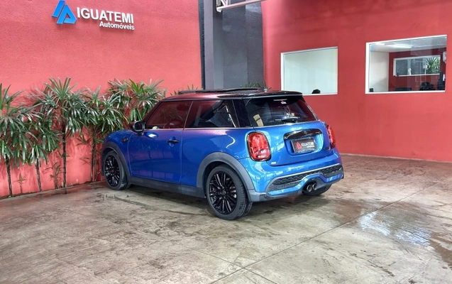 imagem-https://www.socarrao.com.br/sc-vehicle-images-prod/16147/1769988058005-7257303OR_1769695277_61_850.jpg