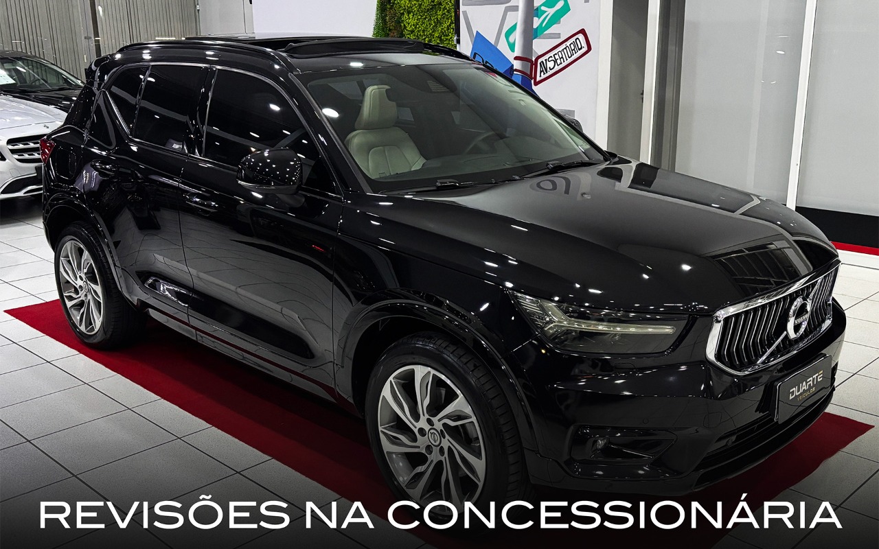 Volvo XC40 T-4 INSCRIPTION 2.0 190cv FWD na cor Preto no Porto Alegre / RS - 1616909