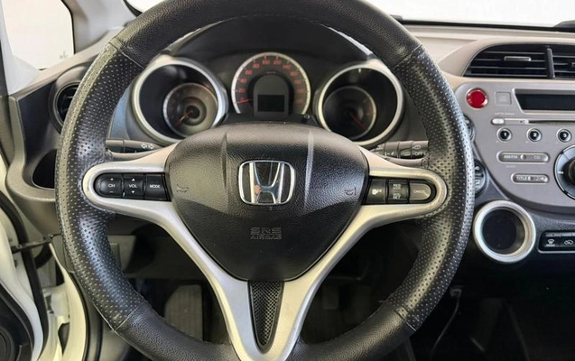 imagem-https://www.socarrao.com.br/sc-vehicle-images-prod/1617130/1787747788529-8108024_7_B_e1497f5de7.jpeg