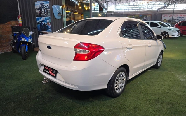 imagem-https://www.socarrao.com.br/sc-vehicle-images-prod/16192/1769988033629-6925289OR_1758115844_71_290.jpg