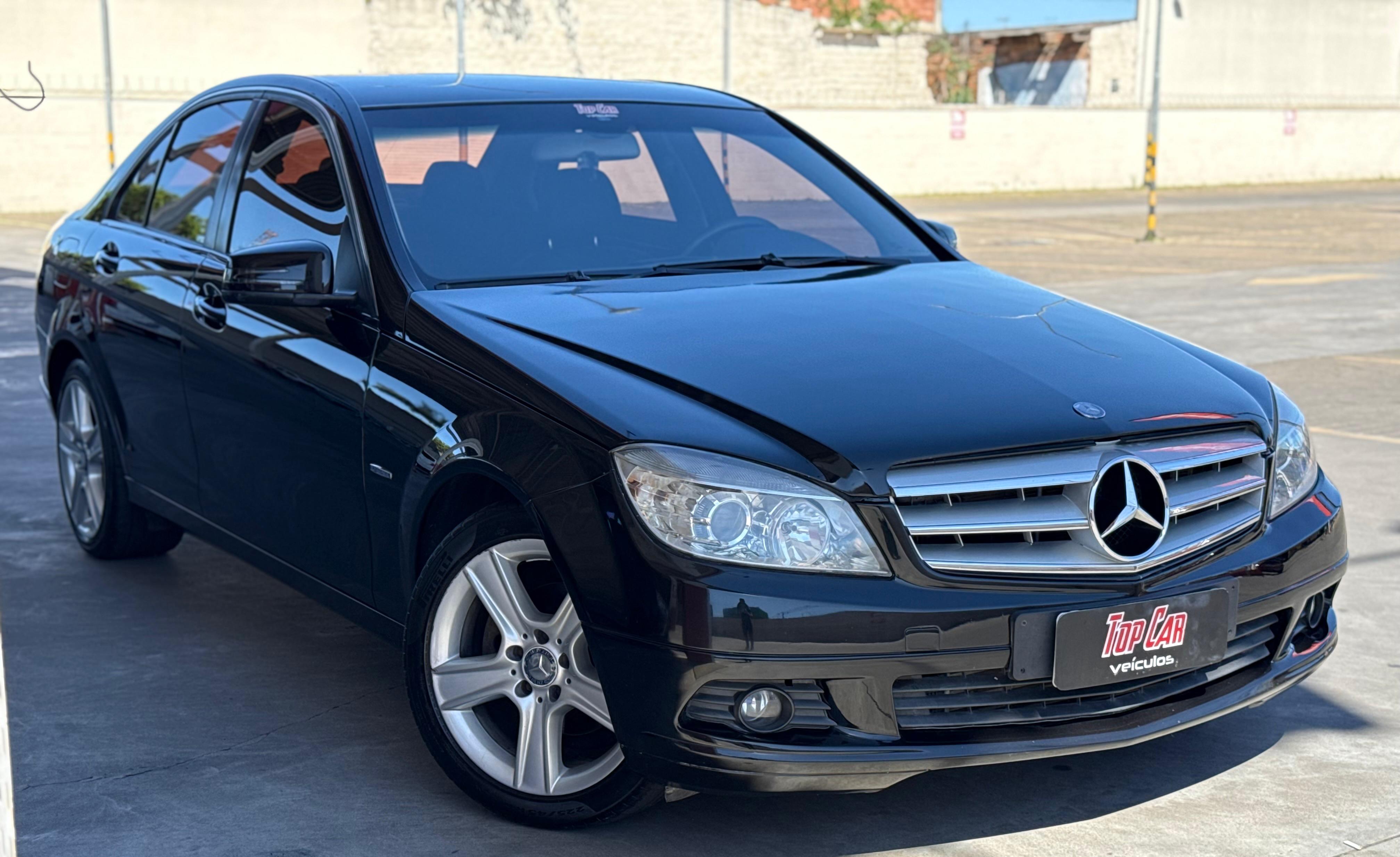 Mercedes-Benz C-180 1.6 Turbo 16V/Flex 16V Aut. na cor Preto no Alvorada / RS - 16270