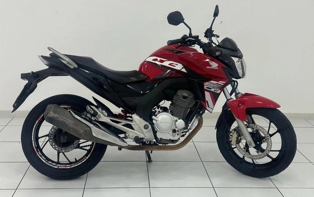 imagem-https://www.socarrao.com.br/sc-vehicle-images-prod/1627708/1789151490557-8108135_2_B_effcf131ab.jpeg
