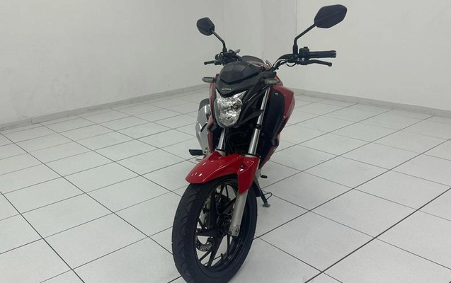 imagem-https://www.socarrao.com.br/sc-vehicle-images-prod/1627708/1789151490559-8108135_3_B_192d359a9b.jpeg