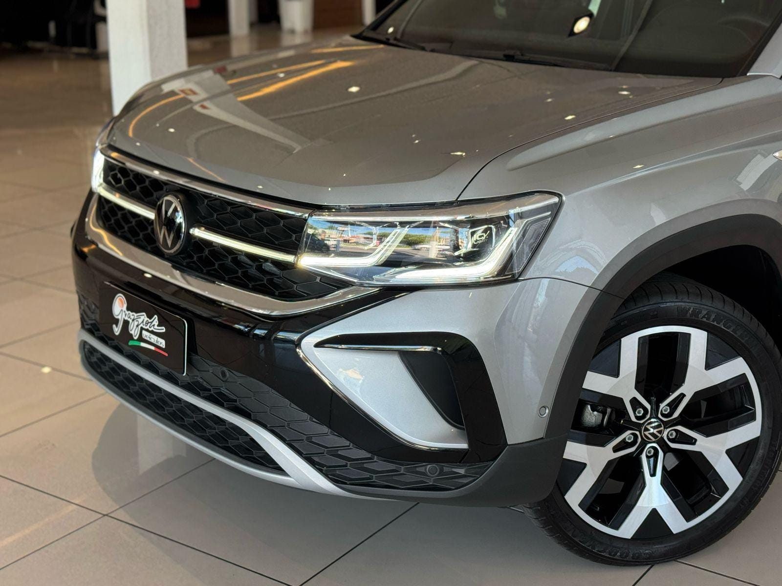 imagem-https://www.socarrao.com.br/sc-vehicle-images-prod/16283/1769988037805-6632160OR_1746206673_8_780.jpg