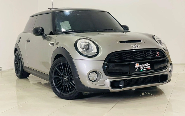 imagem-https://www.socarrao.com.br/sc-vehicle-images-prod/16284/1778075221917-5d87a07b9b7b47ca83ab0af3fa740d70_1750686452638.jpg