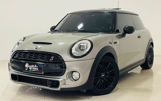 imagem-https://www.socarrao.com.br/sc-vehicle-images-prod/16284/1778075221918-f62f3bd164904888864bdceb6f310735_1750686452653.jpg