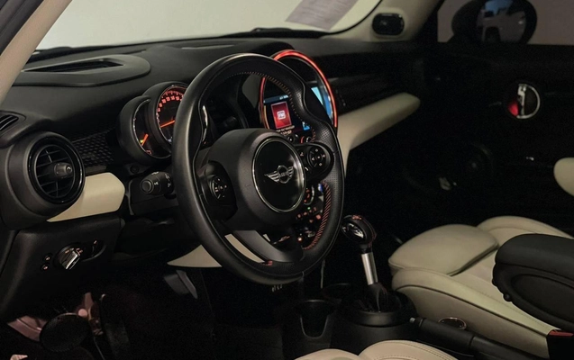 imagem-https://www.socarrao.com.br/sc-vehicle-images-prod/16284/1778075221920-264cebc8c73847feb3e38ccd84b917bd_1750686452482.jpg