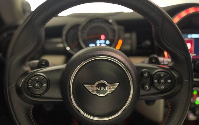 imagem-https://www.socarrao.com.br/sc-vehicle-images-prod/16284/1778075221922-51cdda95b11f42acb78b985d8f99dbcc_1750686452492.jpg