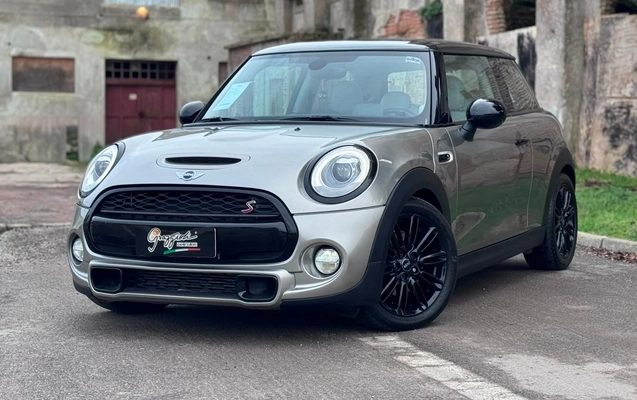 imagem-https://www.socarrao.com.br/sc-vehicle-images-prod/16284/1791921583168-0a861a3fcbb54774b6e68626374f8c5a_1785939199325.jpg