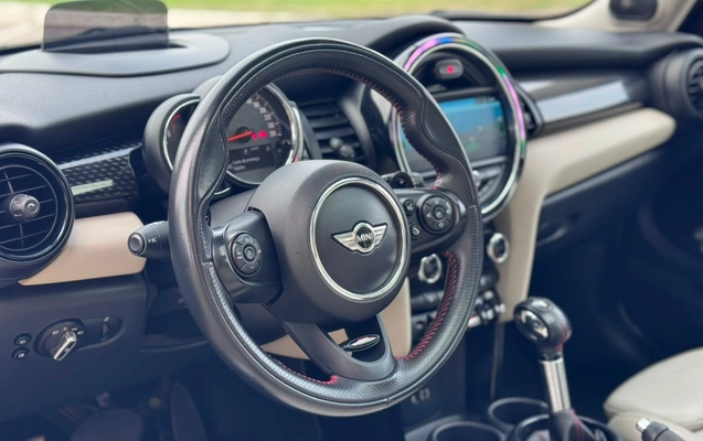 imagem-https://www.socarrao.com.br/sc-vehicle-images-prod/16284/1791921583175-05f6346e95604a569e369f9b7e4b44e5_1785939199355.jpg