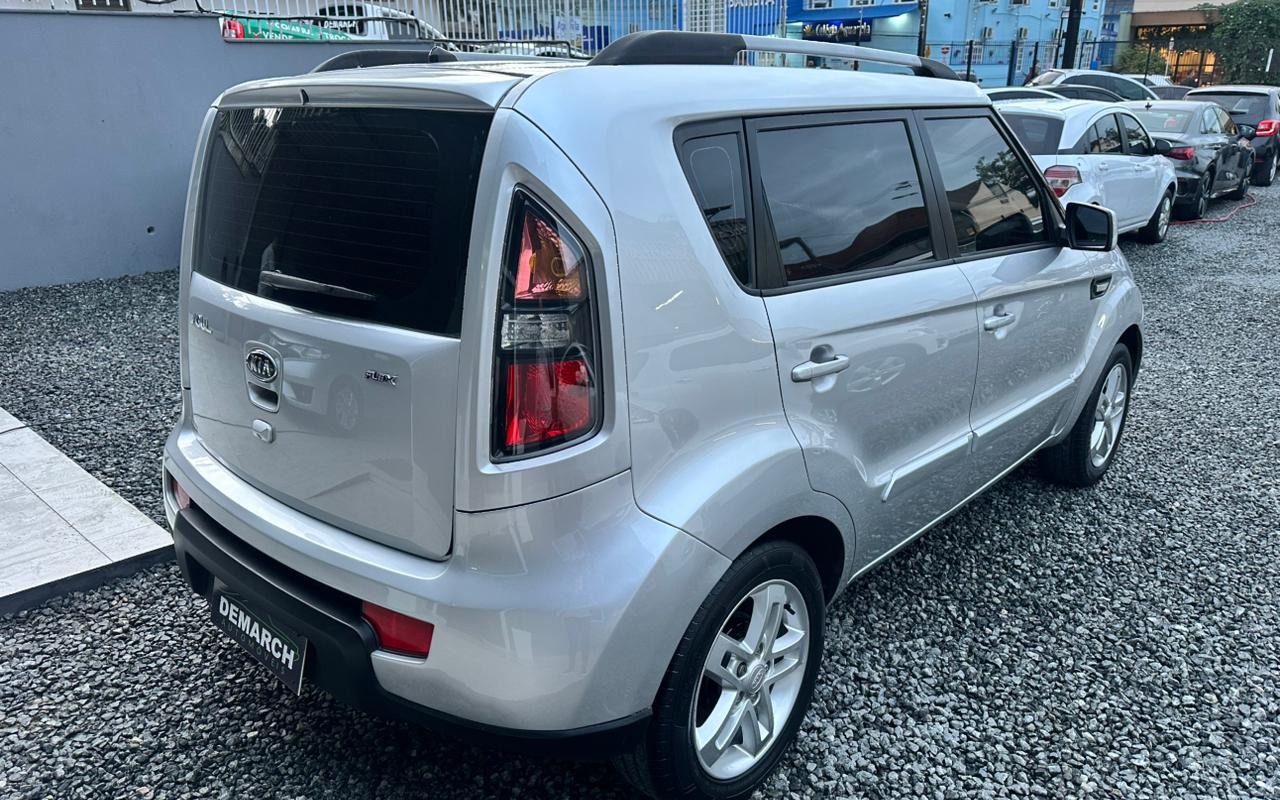 imagem-https://www.socarrao.com.br/sc-vehicle-images-prod/1628587/1779366180762-V2hhdHNBcHAgSW1hZ2UgMjAyNi0wNS0xOSBhdCAxNy4zNy40MCAoMSkuanBlZw.jpeg