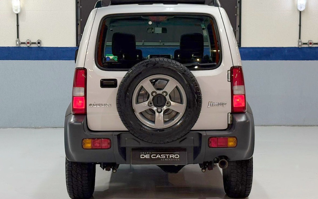 imagem-https://www.socarrao.com.br/sc-vehicle-images-prod/1629210/1779367015339-U1VaVUtJIEpJTU5ZIDRTVU4gLSAyMDE1IC0gUFJBVEEgLSBBWko5NTgyICg1KS5qcGc.jpg