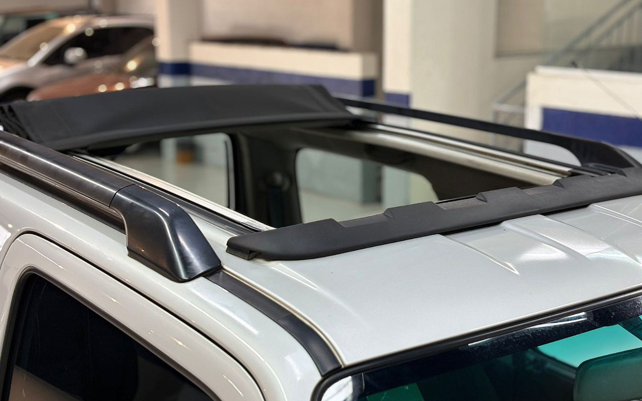 imagem-https://www.socarrao.com.br/sc-vehicle-images-prod/1629210/1779367015843-U1VaVUtJIEpJTU5ZIDRTVU4gLSAyMDE1IC0gUFJBVEEgLSBBWko5NTgyICgxNCkuanBn.jpg