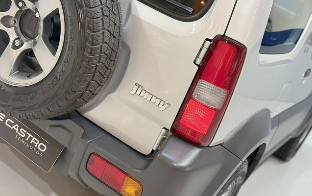 imagem-https://www.socarrao.com.br/sc-vehicle-images-prod/1629210/1779367016252-U1VaVUtJIEpJTU5ZIDRTVU4gLSAyMDE1IC0gUFJBVEEgLSBBWko5NTgyICgxMCkuanBn.jpg