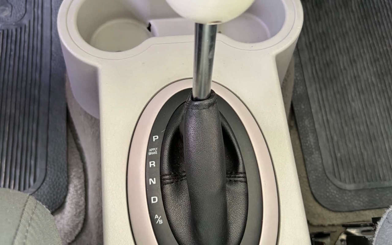 imagem-https://www.socarrao.com.br/sc-vehicle-images-prod/1629222/1779367070363-ZmFmYjExNGYtNDc5ZC00ZDhmLTlhMDctOTQ0NzAzMzVlOGY1LmpmaWY.jfif