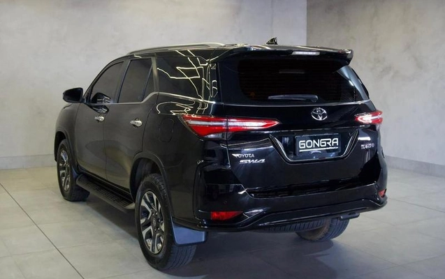 imagem-https://www.socarrao.com.br/sc-vehicle-images-prod/1630227/1790024428115-8108534_8_B_62e13f8d3d.jpeg